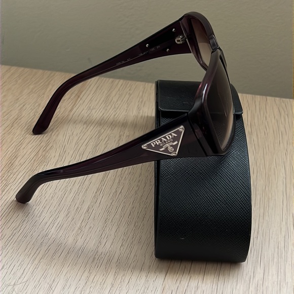 Prada SPR 16L sunglasses - Picture 2 of 7